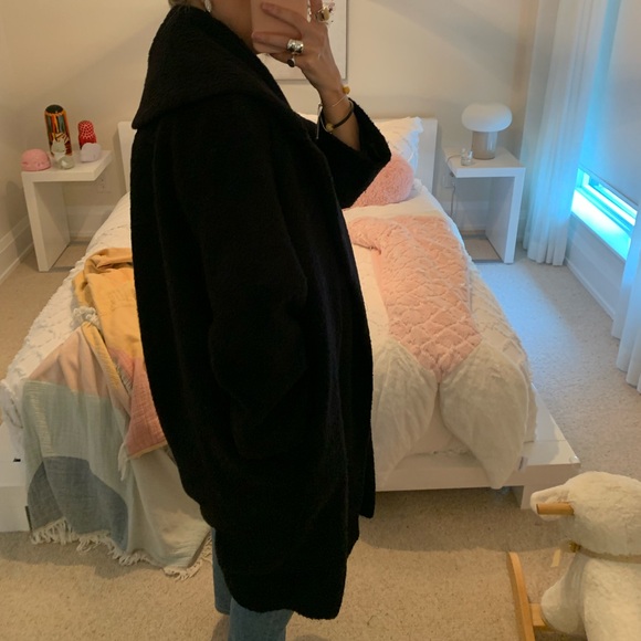 Line the Label Boucle Cocoon Coat - Picture 6 of 7